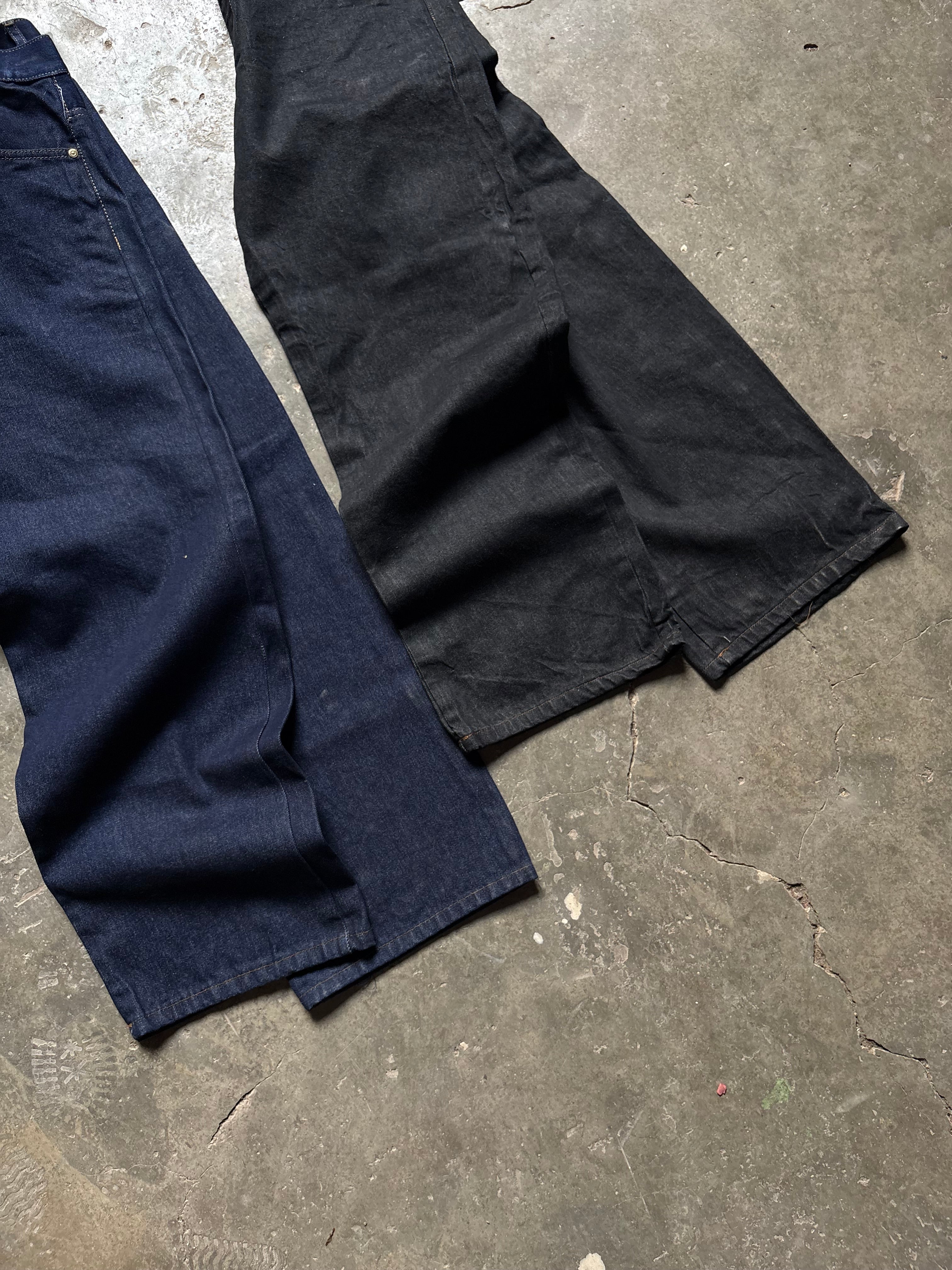 RAW DENIM BAGGY JEANS