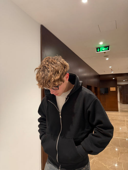 Boxy fit zip up’s - FULL BLACK